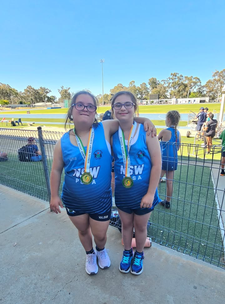 554557253339240_1486145520180404-1