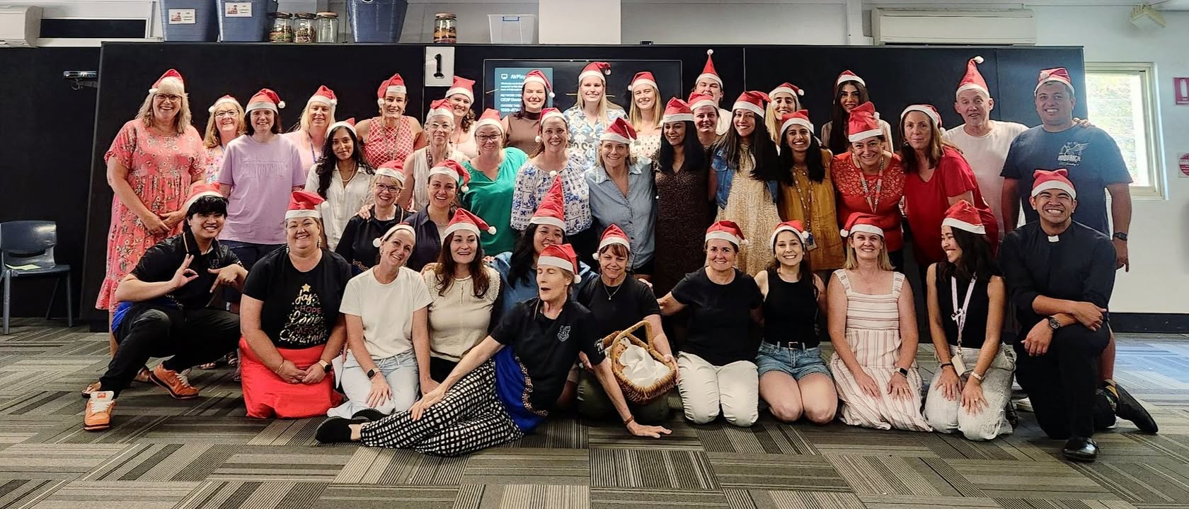 554557253339240_1508060291322260-1